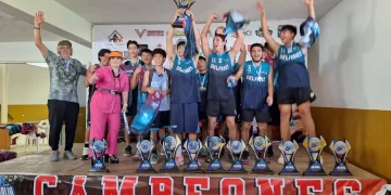 Triunfa Delfines de la UT Cancún en Valladolid