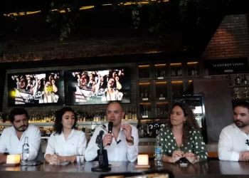 Ana Gabriel celebrará 50 años de trayectoria en Cancún