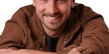 Joan Kuri brilla con su papel estelar en en la película “Será breve al momento de morir”