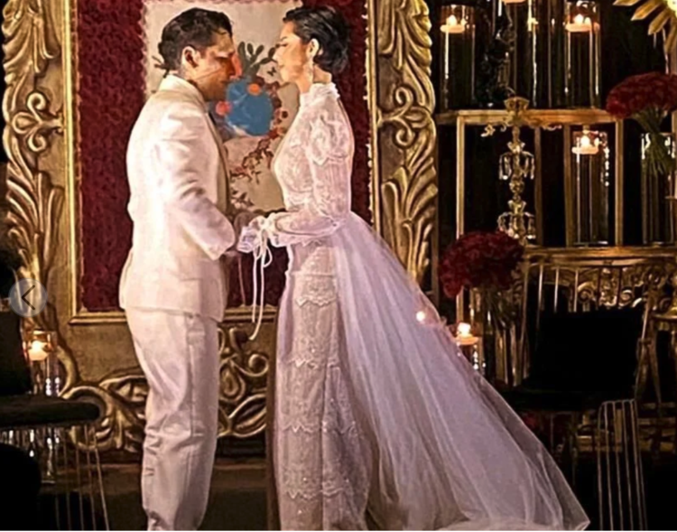 El noviazgo de telenovela entre Christian Nodal y Ángela Aguilar termina en boda secreta