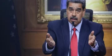 Maduro insta a eliminar WhatsApp en Venezuela por amenazas a militares y policías