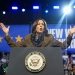 Kamala Harris se burla de Trump en evento de recaudación de fondos en Los Ángeles