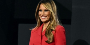 Defiende Melania Trump el derecho al aborto en su autobiografía