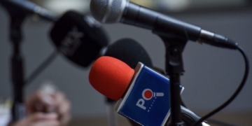 Fracasa en Polonia "experimento" con periodistas creados con IA