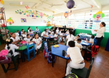 Se transparentará concurso para plazas docentes, señala Javier May