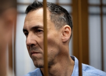 Condenan a francés a 3 años de cárcel por no registrarse como "agente del extranjero" en Rusia