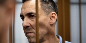 Condenan a francés a 3 años de cárcel por no registrarse como "agente del extranjero" en Rusia