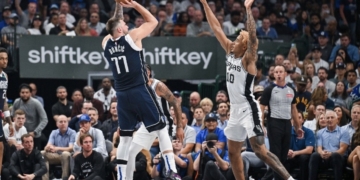 Luka Doncic y Mavericks obtienen triunfo frente a San Antonio