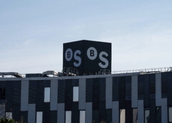 Ajusta BBVA la oferta por Sabadell para mantener valor tras dividendos