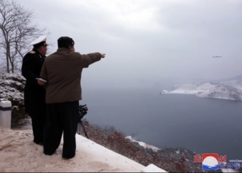 Exige Corea del Sur retiro de soldados norcoreanos desplegados en Rusia