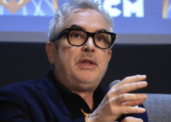 "Usen hasta teléfonos" Así anima Alfonso Cuarón a jóvenes a hacer cine