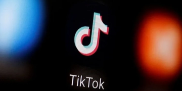 Demandan 13 estados de EE.UU. a TikTok; acusada de perjudicar a usuarios jóvenes