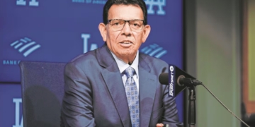 "Se le escuchó cansado, pero bien" Fernando Valenzuela reaparece luego haber ingresado a hospital en Los Ángeles