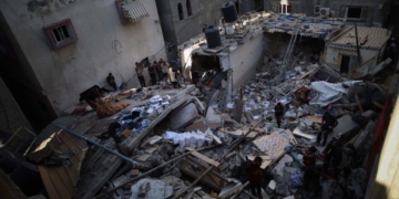 Registran al menos 87 muertos o desaparecidos por bombardeo israelí en Gaza