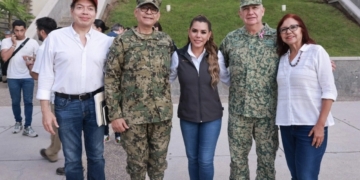 SEP realiza limpieza de escuelas afectadas en Guerrero por ‘John’