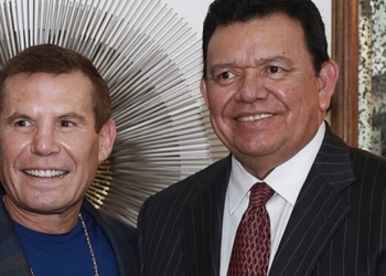 "Fue una motivación" Julio César Chávez da emotivas palabras para Fernando Valenzuela