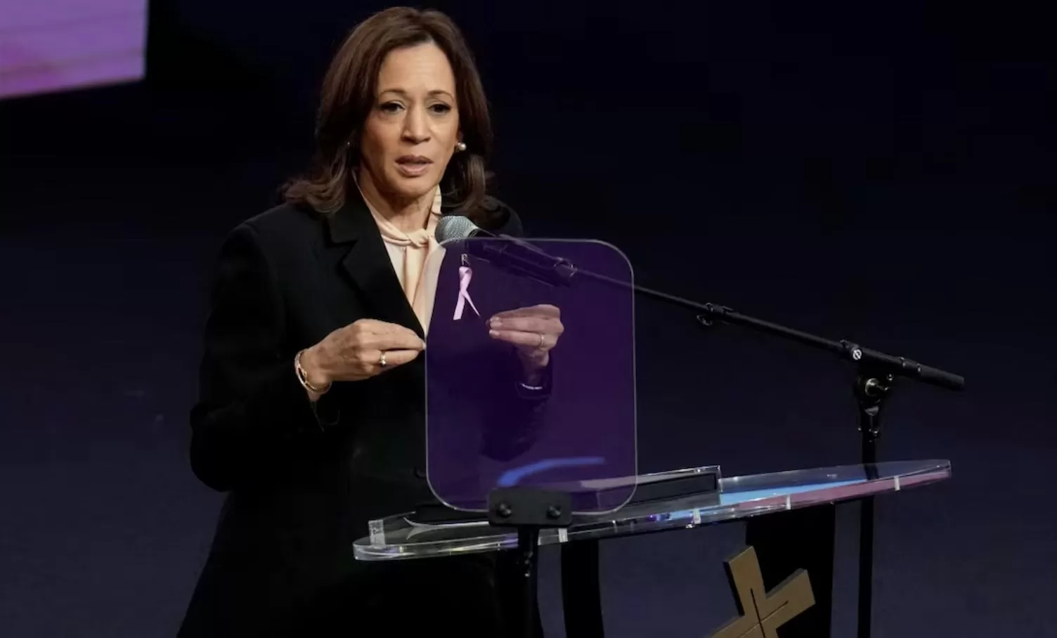 "A dos semanas de las elecciones" Kamala Harris cumple 60 años