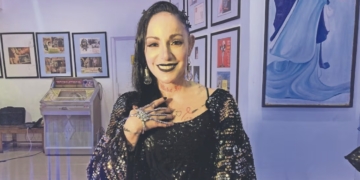 "No me piden crear polémica", señala Lola Cortés