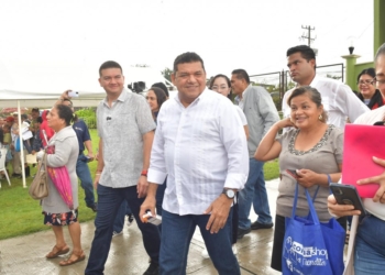 Celebran atención del gobernador Javier May a la gente de Tecolutilla