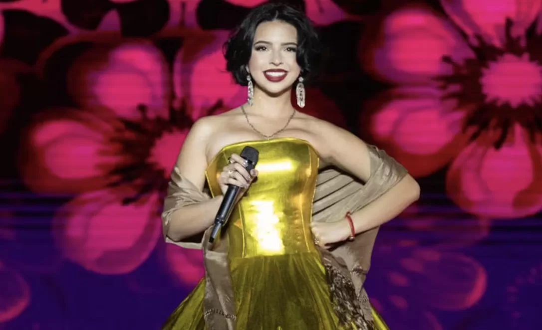 "Para que sigan hablando" Defiende Ángela Aguilar a Christian Nodal durante concierto