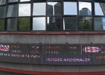 Se aprecia el peso, mientras la bolsa mexicana cotiza de manera estable