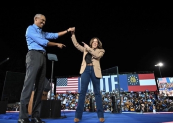 Donald Trump es "un fascista", acusan demócratas y ex colaboradores de su gobierno