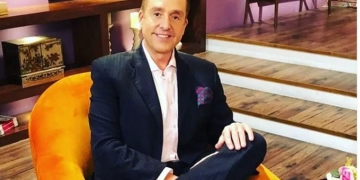 Reaparece Daniel Bisogno luego de crisis de salud que lo llevó al hospital