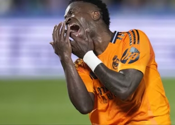 Sufre el Real Madrid baja de Vinicius para enfrentar al Liverpool en la Champions League