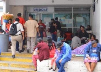 Se crearán estancias para familiares con pacientes internados, informa Javier May