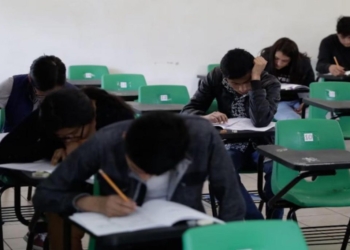 Recibirán más de 100 mil estudiantes beca "Rita Cetina" en Tabasco