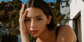 Recolectan usuarios firmas para que retiren reconocimiento de "mujer del año" a Ángela Aguilar