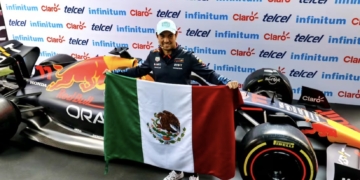 Checo Pérez tiene talento para ganar campeonato, asegura ex director de la F1