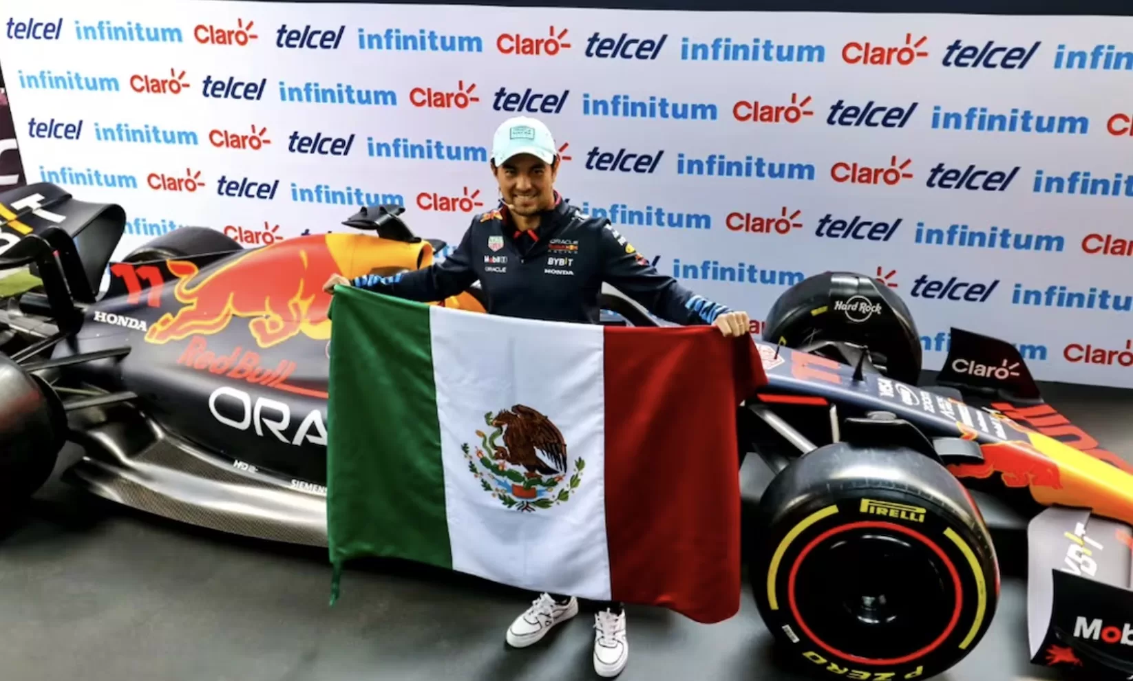 Checo Pérez tiene talento para ganar campeonato, asegura ex director de la F1