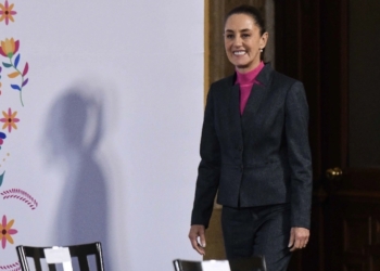 Ex ministro de Ecuador está en México en condición de refugiado, informa Claudia Sheinbaum