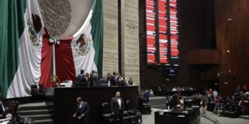 Diputados reinician debate sobre desaparición de organismos autónomos