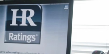 "Pasa de estable a negativa" HR Ratings cambia perspectiva de México