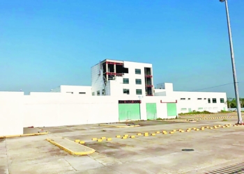 Ingenieros militares de Sedena, encargados de concluir obra del hospital de Cárdenas