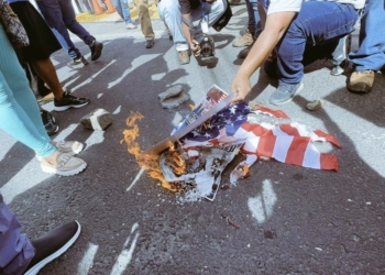 Rechazan obreros en las calles de Panamá amenazas de Donald Trump