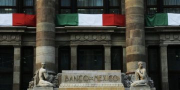 Crédito bancario crece 4 veces más que la economía hasta noviembre: BdeM