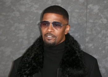 Planea Jamie Foxx demandar a agresor en restaurante de Beverly Hills