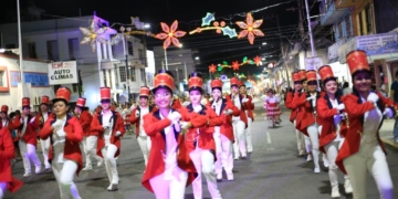 Ilumina la Primera Caravana Navideña a Villahermosa, Tabasco