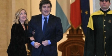 Javier Milei se reúne con primera ministra italiana Giorgia Meloni