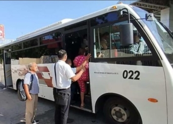 Descartan alza de tarifa al transporte público en Tabasco para 2025