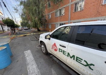 Fitch ratifica calificación de Pemex y mantiene perspectiva estable