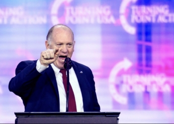 "Zar fronterizo" planea deportar a padres con hijos nacidos en EE.UU.