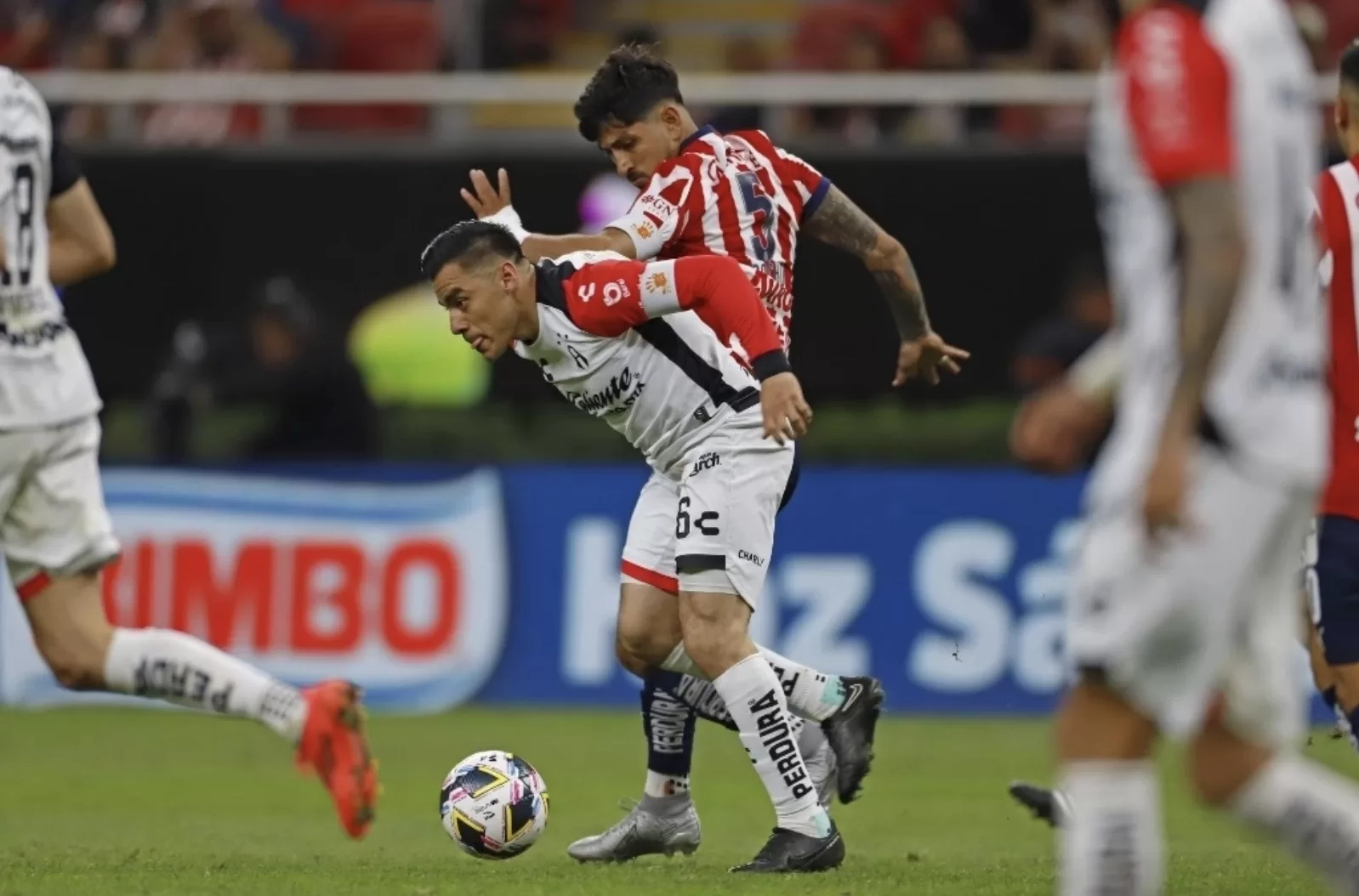 Modifica Comisión de Apelaciones sanción a Chivas por violencia en el Akron