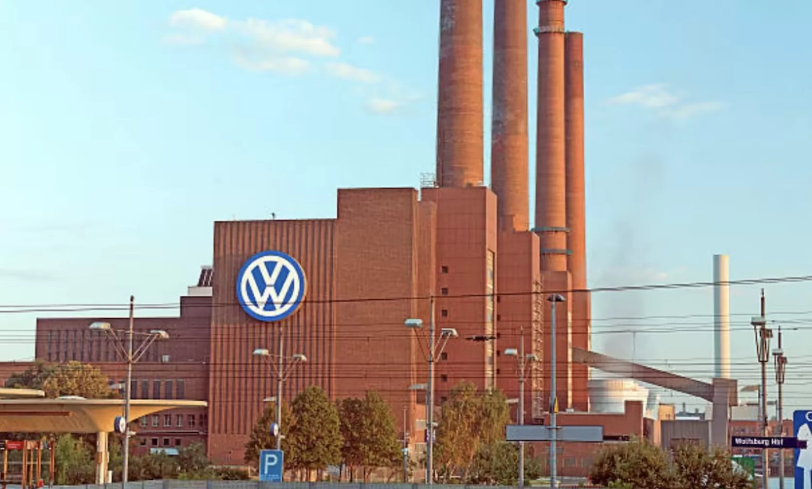 Convocan sindicatos de Volkswagen de Alemania a huelga por recorte de personal