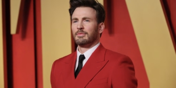 “Avengers: Doomsday” Chris Evans, en platicas para regresar a Marvel