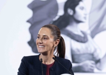 Claudia Sheinbaum firma decretos promulgatorios de reformas constitucionales