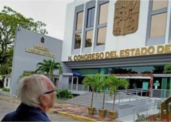 Fallece el artista detrás del escudo del Congreso de Tabasco, José Luis Filigrana